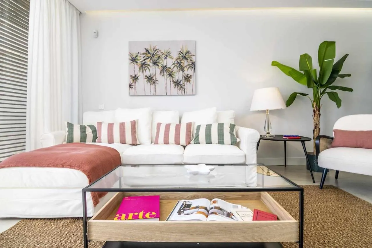 エステポナThe Edge Lujoso Apartamento Con Vistas Al Marアパートメント 0*, エステポナ